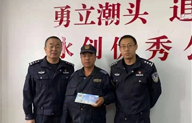 配合執(zhí)勤受輕傷  分局慰問(wèn)表關(guān)懷 ——浦東分局領(lǐng)導(dǎo)慰問(wèn)在配合民警