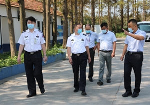 上海國(guó)際機(jī)場(chǎng)股份有限公司安檢護(hù)衛(wèi)保障部領(lǐng)導(dǎo)到宗保公司檢查指導(dǎo)