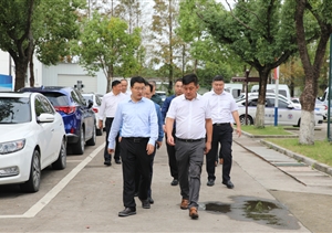 高郵市領(lǐng)導(dǎo)到宗保公司走訪調(diào)研