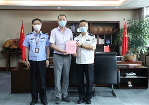 不懼風(fēng)險(xiǎn)抗疫情 擔(dān)當(dāng)作為獲贊揚(yáng)—宗保公司收到周東派出所的表?yè)P(yáng)信